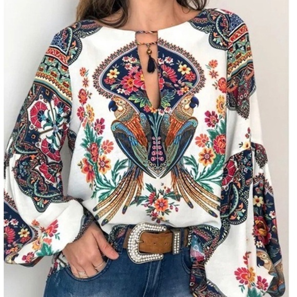 Ladies top - Picture 3 of 4